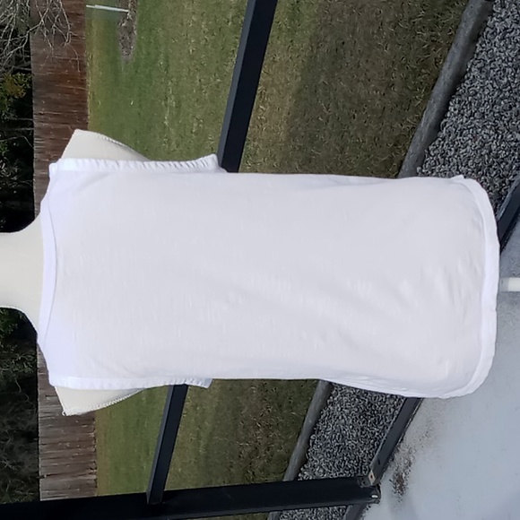 Lucky Brand Women's White Tank Top With Flamingos Size Medium - Picture 3 of 10